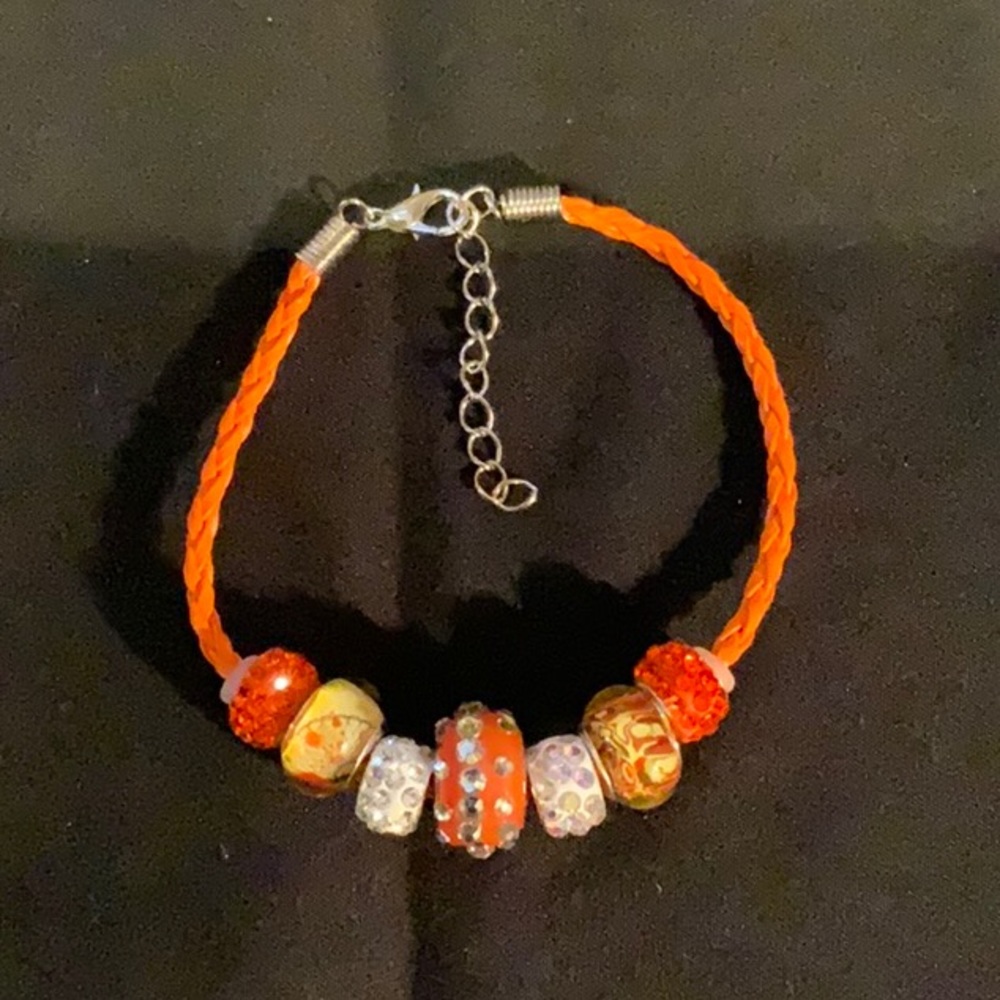 Bracelets - Picture 2 of 4